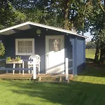 Kemping Egtved Camping Cottages *