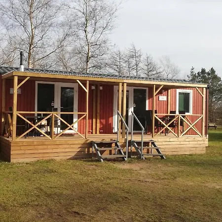 艾特夫露营小屋旅馆 *