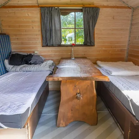 艾特夫露营小屋旅馆 * 艾特韦