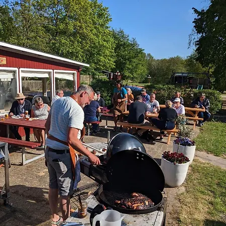 艾特夫露营小屋旅馆 艾特韦